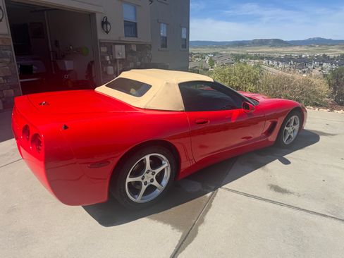 Used 2002 Chevrolet Corvette Convertible w/ Preferred Equipment Group2 RWD image 4