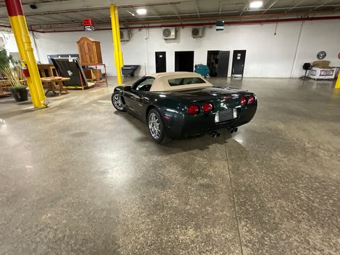 Used 2000 Chevrolet Corvette Convertible w/ Memory Pkg image 6