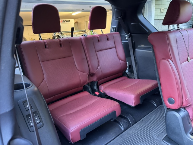 Used 2022 Lexus GX 460 Luxury w/ Sport Design Package AWD/4WD image 31