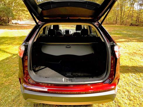 Used 2023 Ford Edge SEL w/ Convenience Package image 18