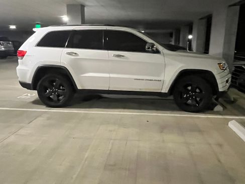 Used 2014 Jeep Grand Cherokee Limited w/ Luxury Group II image 5