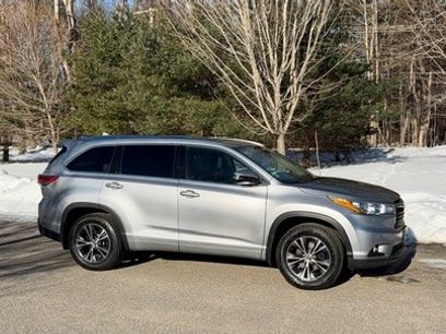 Used 2016 Toyota Highlander XLE