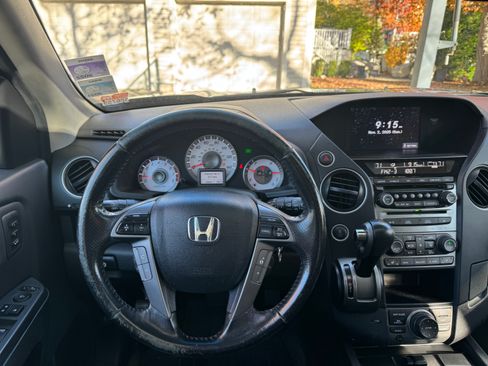 Used 2013 Honda Pilot Touring image 9