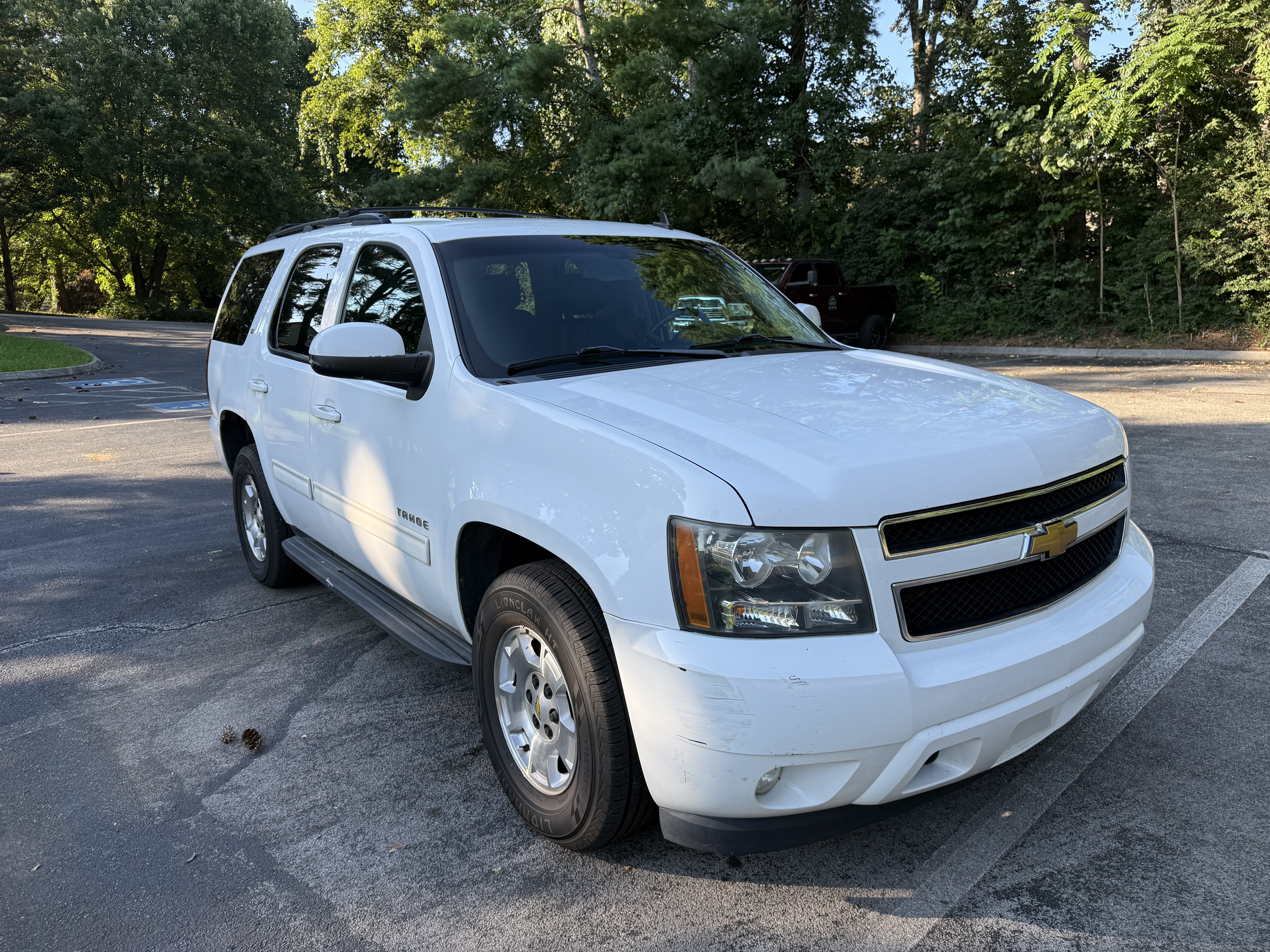 Used 2012 Chevrolet Tahoe LT RWD image 4