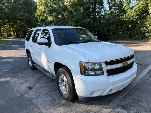 Used 2012 Chevrolet Tahoe LT RWD image 4
