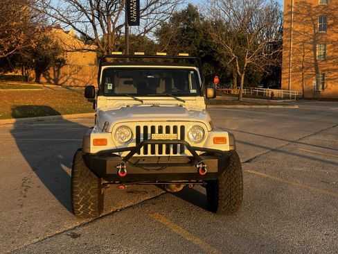 Used 2005 Jeep Wrangler X w/ Tire & Wheel Group (Ecco) image 2