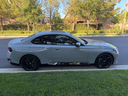 Used 2023 BMW 230i Coupe w/ M Sport Package RWD image 15