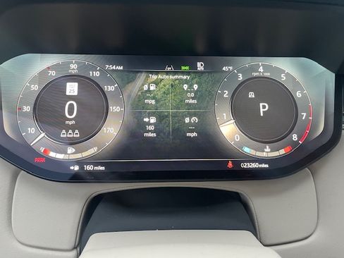 Used 2024 Land Rover Range Rover SE image 5