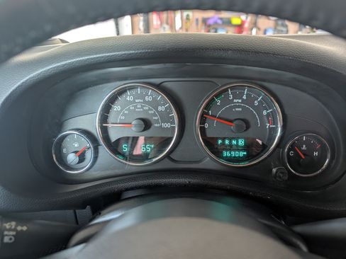 Used 2017 Jeep Wrangler Unlimited Sport w/ Quick Order Package 24S image 10