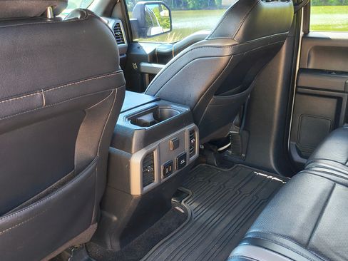 Used 2018 Ford F150 Raptor w/ Equipment Group 801A Mid AWD/4WD image 11