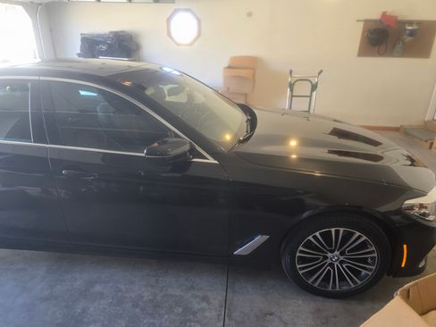 Used 2019 BMW 530i xDrive image 10