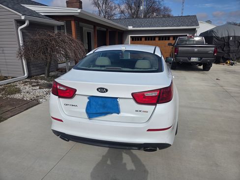 Used 2015 Kia Optima EX image 10