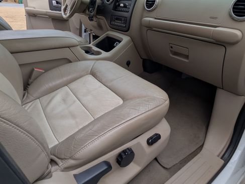 Used 2003 Ford Expedition Eddie Bauer image 15