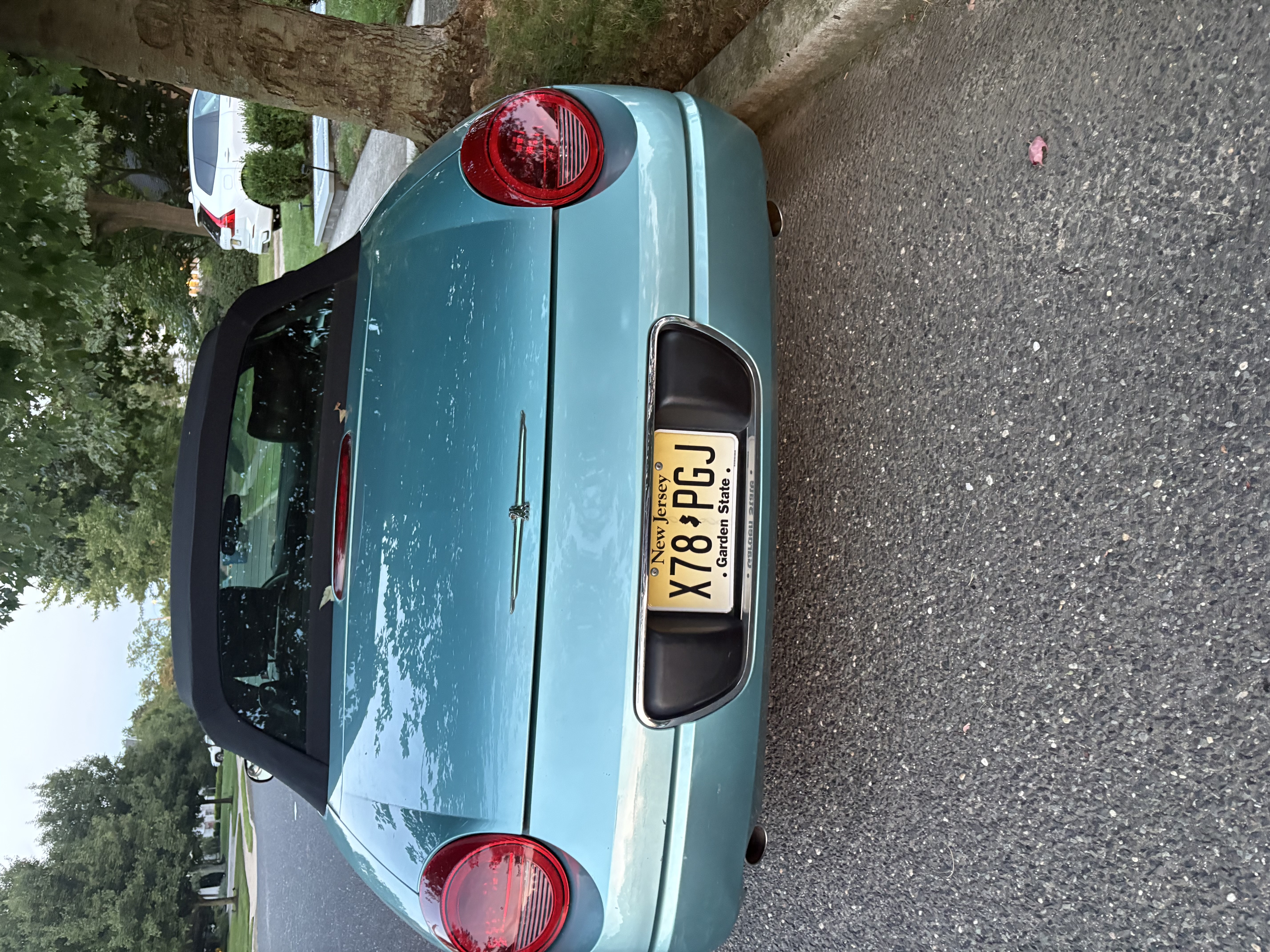 Used 2002 Ford Thunderbird RWD image 9