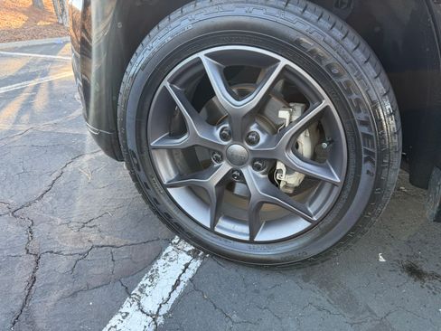 Used 2020 Jeep Grand Cherokee Limited X image 4