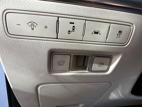 Used 2021 Hyundai Palisade Calligraphy image 17