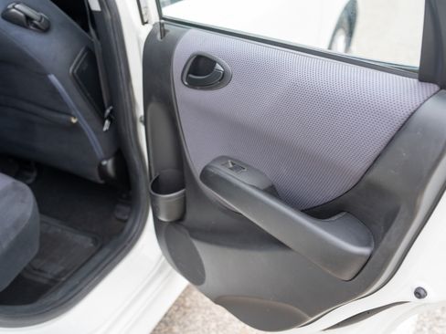 Used 2007 Honda Fit Sport image 14