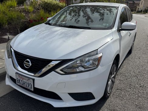 Used 2017 Nissan Sentra SV FWD image 6