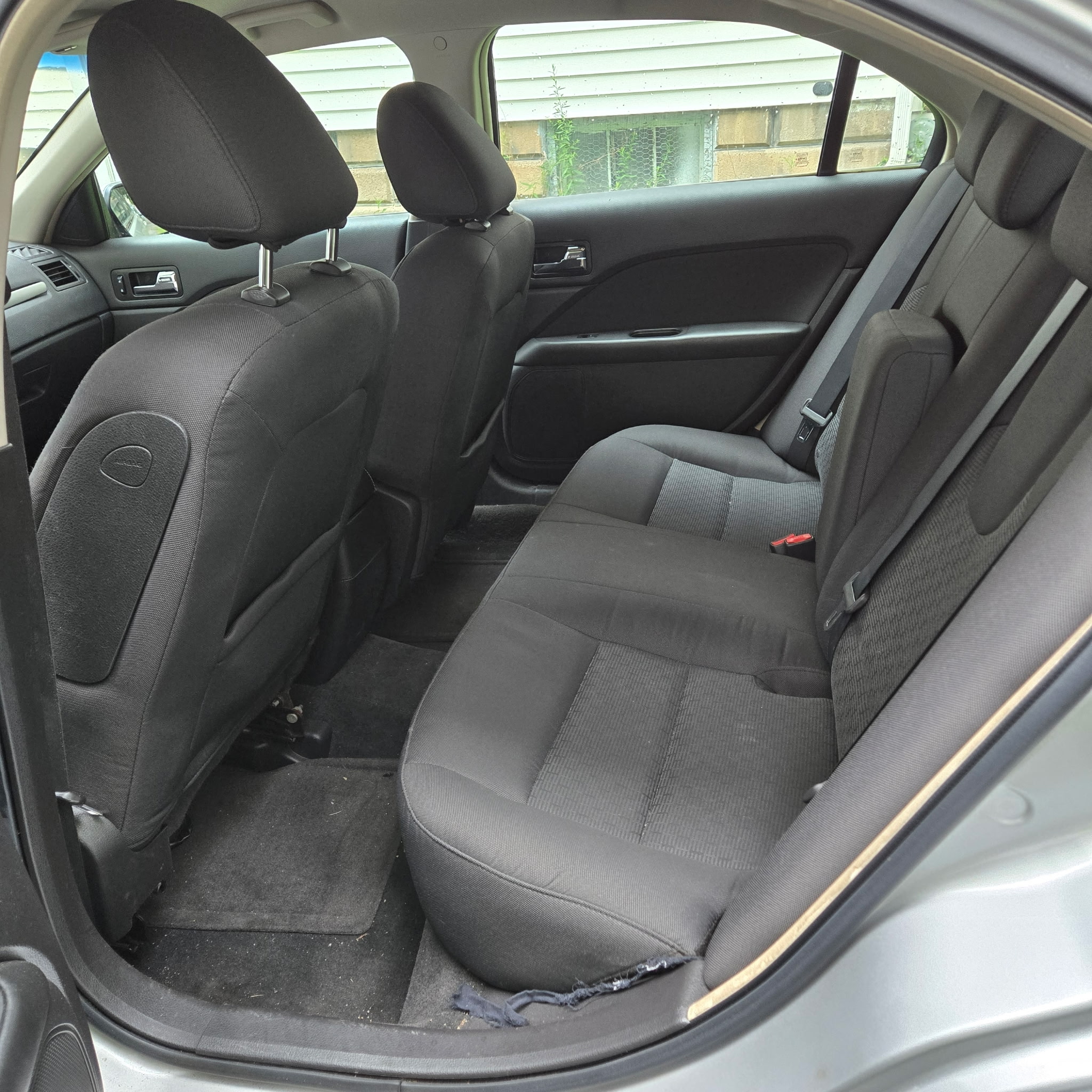 Used 2010 Ford Fusion SE FWD image 11