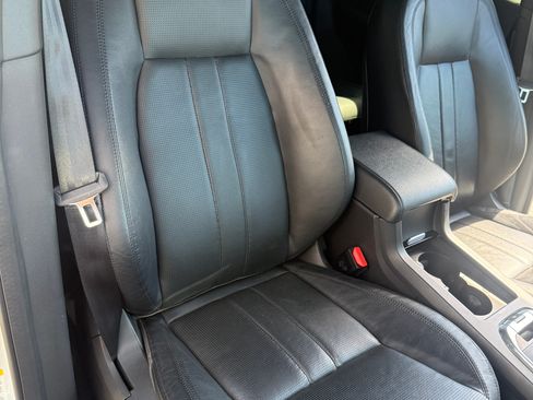 Used 2015 Land Rover Discovery Sport HSE image 12