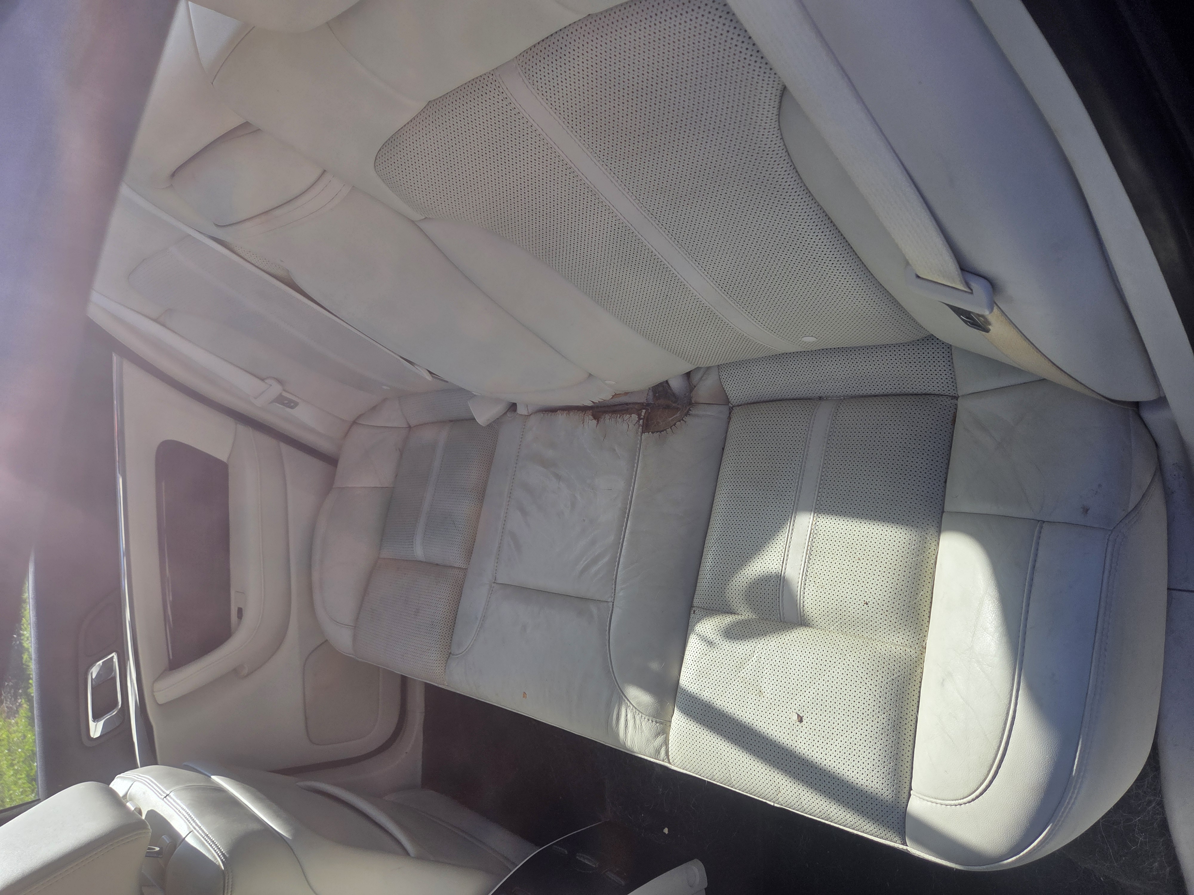 Used 2012 Lincoln MKS FWD image 10