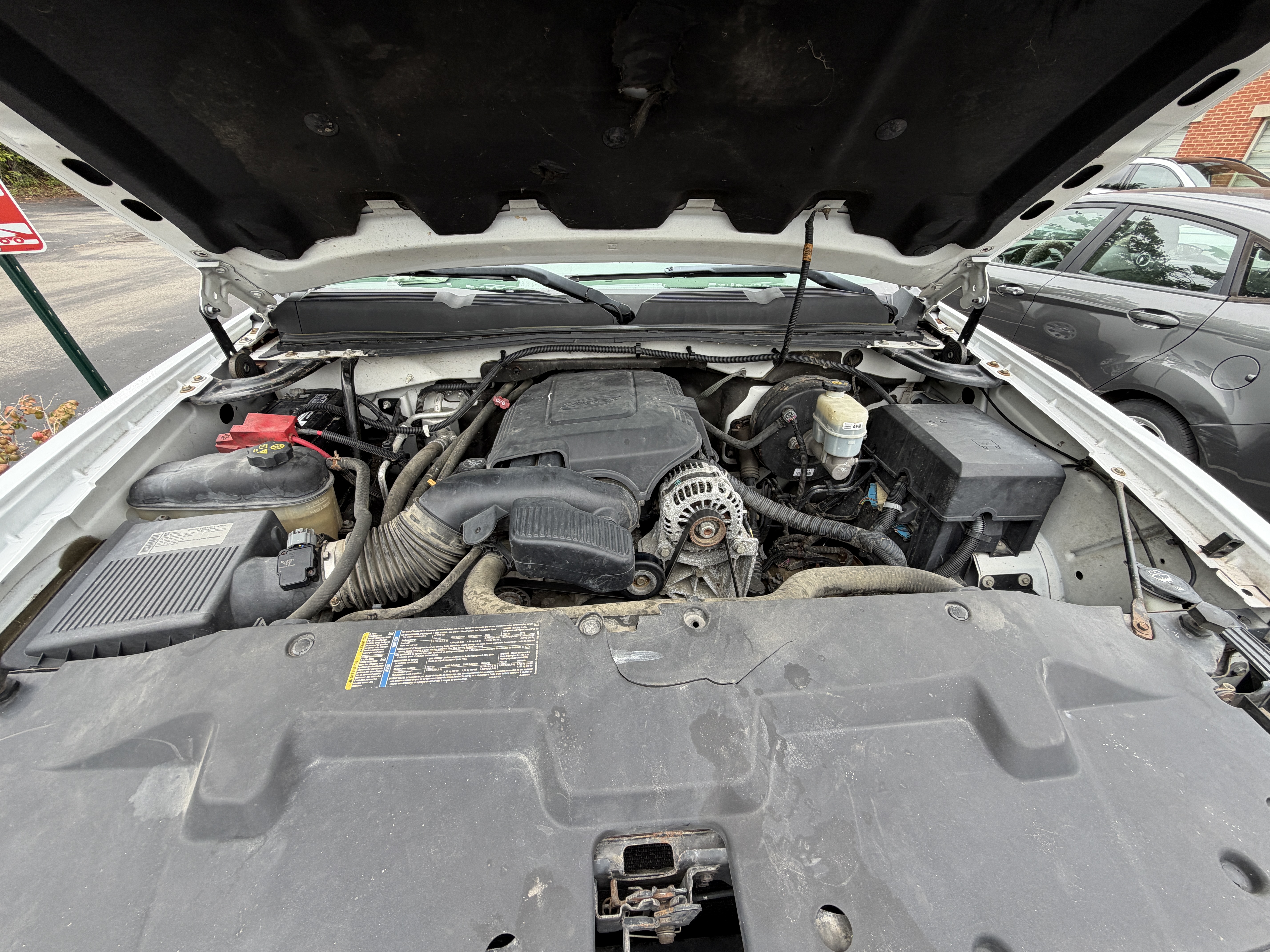 Used 2011 Chevrolet Silverado 1500 W/T AWD/4WD image 13