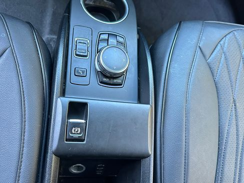 Used 2016 BMW i3 w/ Range Extender RWD image 14