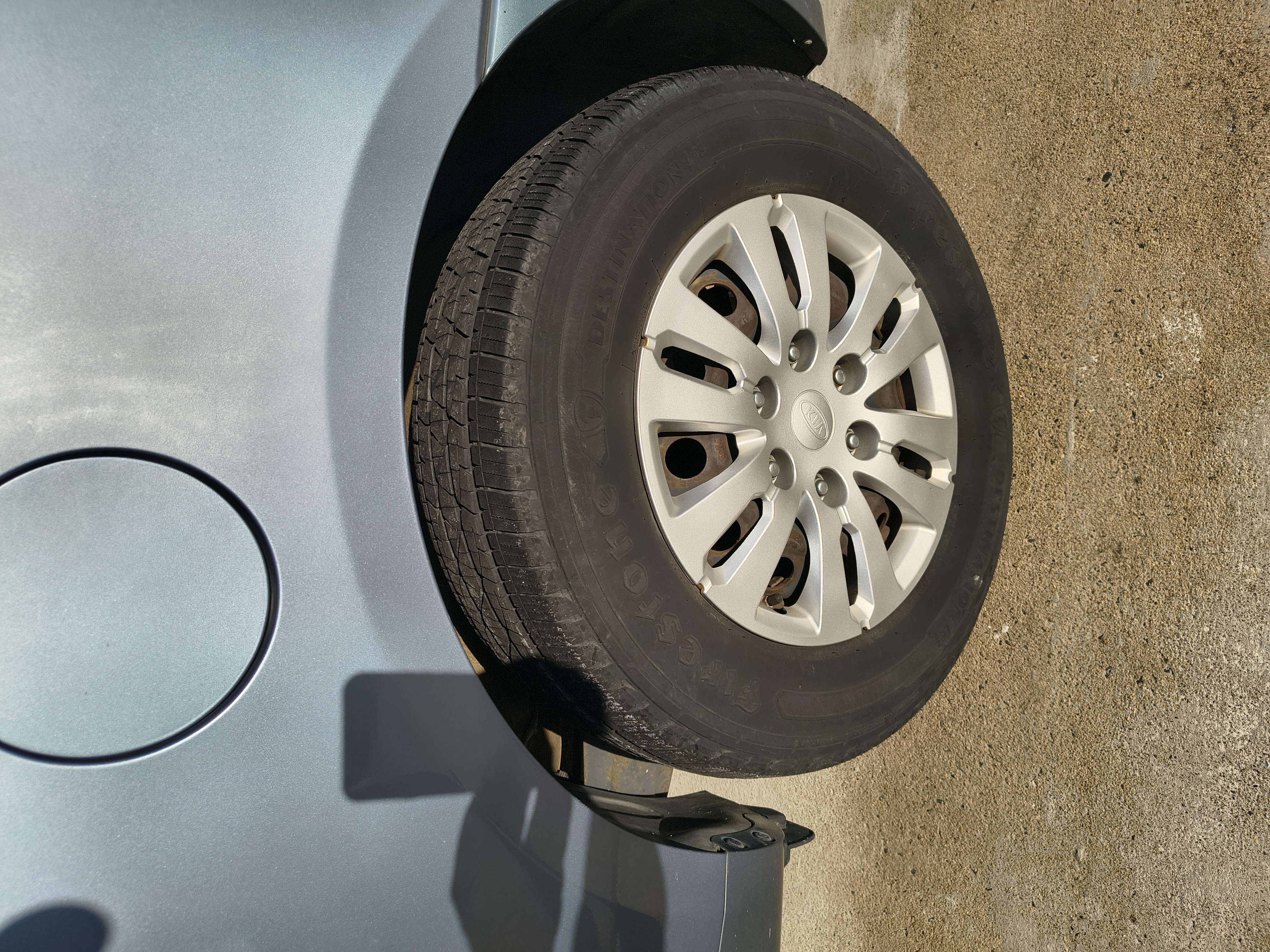 Used 2012 Kia Sedona LX FWD image 9