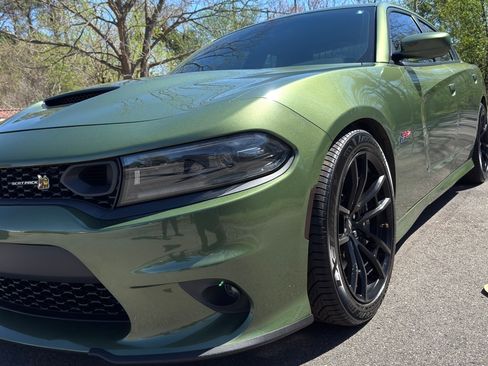 Used 2022 Dodge Charger Scat Pack w/ Dynamics Package image 10