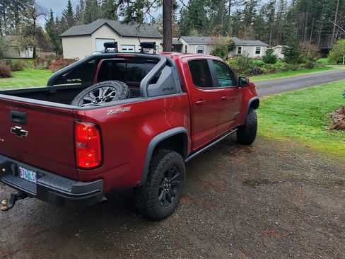 Used 2019 Chevrolet Colorado ZR2 w/ ZR2 Dusk Special Edition image 30