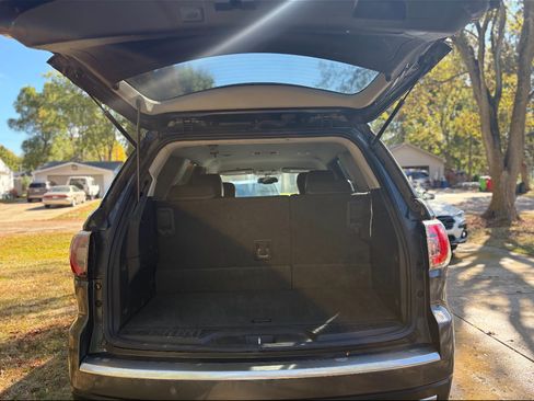 Used 2013 GMC Acadia SLT image 19