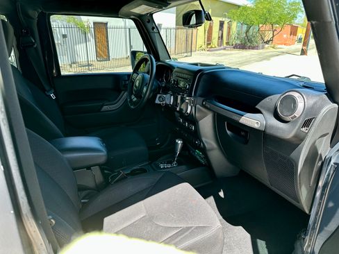 Used 2017 Jeep Wrangler Sport w/ Quick Order Package 24S image 22