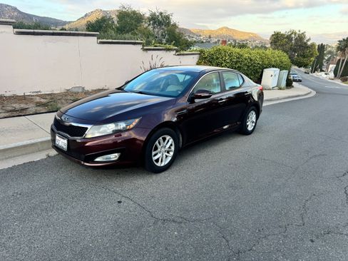 Used 2013 Kia Optima LX FWD image 6