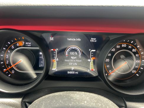 Used 2019 Jeep Wrangler Unlimited Sport S AWD/4WD image 10