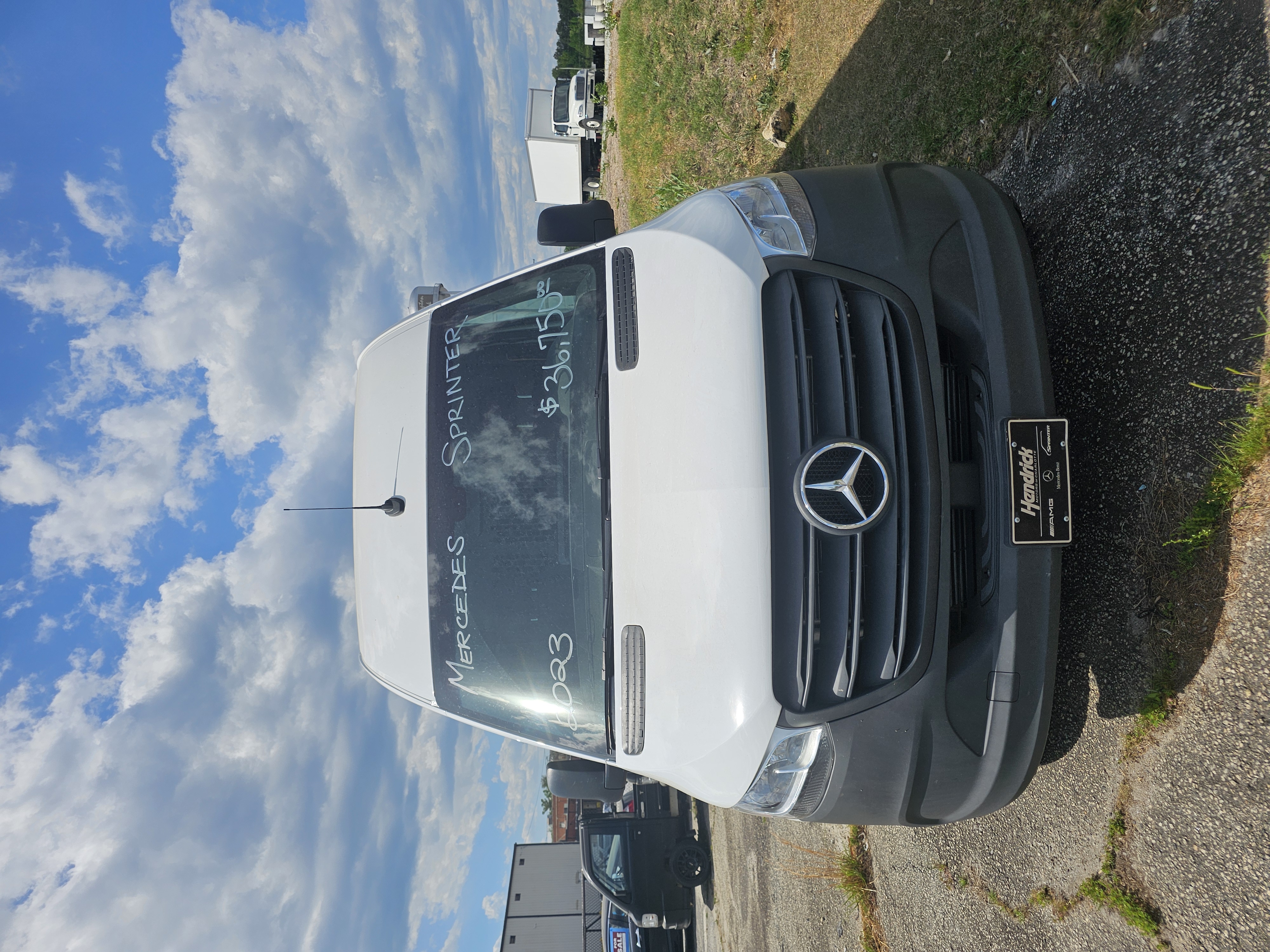 Used 2023 Mercedes-Benz Sprinter 1500 image 1