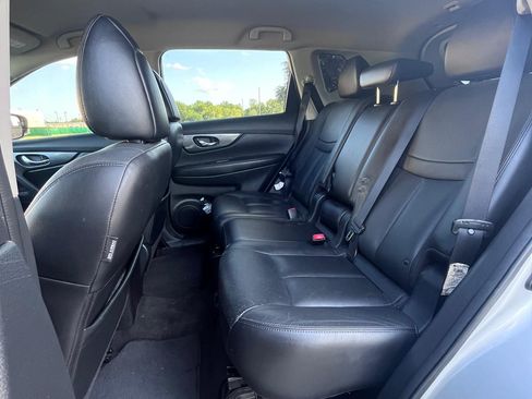 Used 2015 Nissan Rogue SL FWD image 22