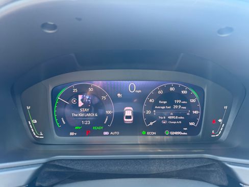 Used 2023 Honda Accord Sport image 11