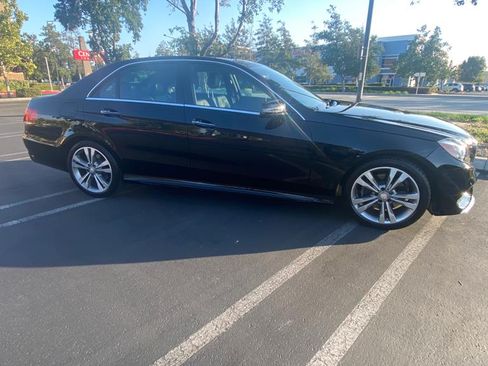 Used 2016 Mercedes-Benz E 350 Sedan image 2