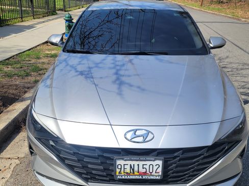 Used 2021 Hyundai Elantra SEL w/ Cargo Package image 13