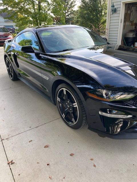 Used 2021 Ford Mustang GT Premium w/ Equipment Group 401A RWD image 4