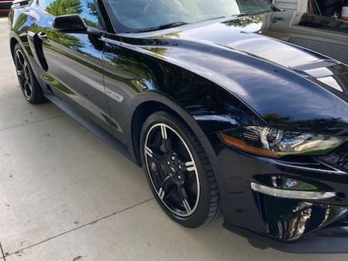 Used 2021 Ford Mustang GT Premium w/ Equipment Group 401A RWD image 4