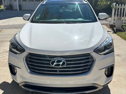 Used 2018 Hyundai Santa Fe SE Ultimate Sport Utility 4D w/ SE Ultimate Tech Package 03 image 4