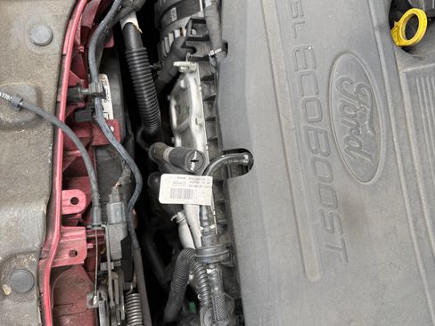 Used 2017 Ford Escape Titanium FWD image 18