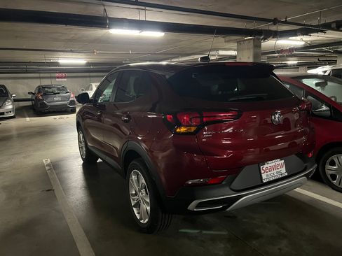 Used 2023 Buick Encore GX Preferred w/ Cold Weather Comfort Package image 8