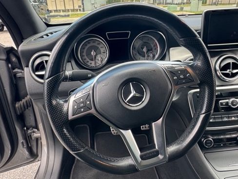 Used 2014 Mercedes-Benz CLA 250 CLA 250 4MATIC Coupe 4D image 9