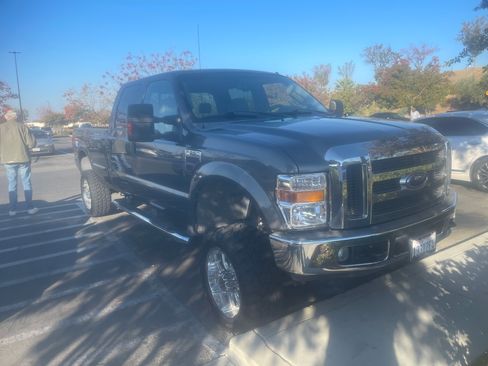 Used 2008 Ford F250 XLT image 2
