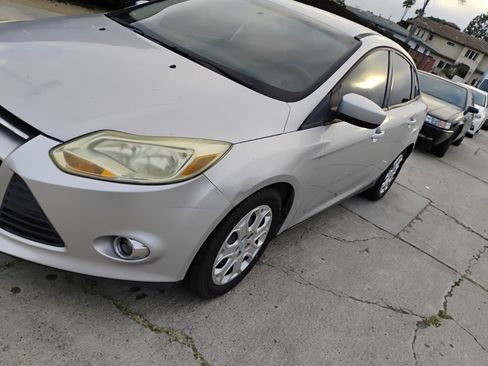Used 2012 Ford Focus SE image 13
