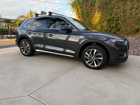 Used 2021 Audi Q5 Prestige w/ Prestige Package AWD/4WD image 12