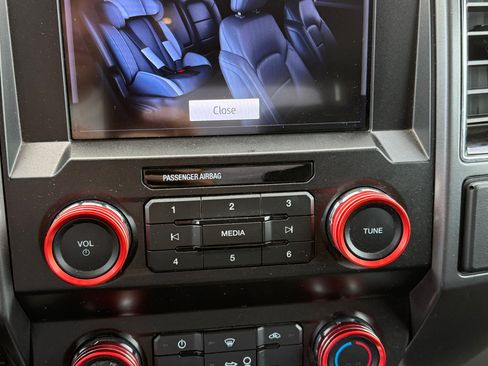 Used 2021 Ford F250 XLT w/ XLT Value Package AWD/4WD image 8