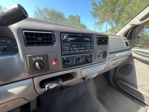 Used 1999 Ford F350 Long Bed image 12